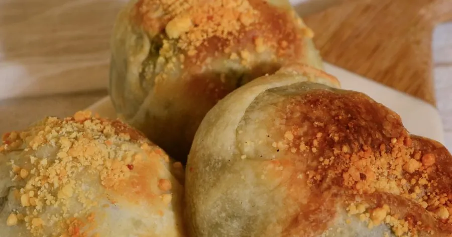 Knishes y boios horneados